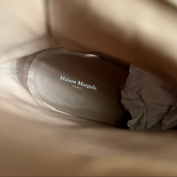 MAISON MARGIELA
Tabi Airbag boots - Picture 3 of 14